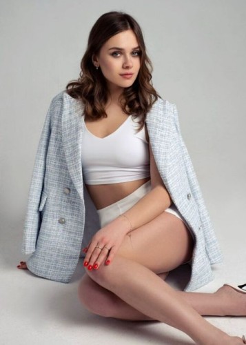 Эльвира, Г. Красный Сулин